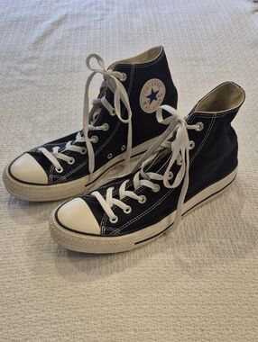 Converse Chuck Taylor All Star Black Hi Top Sneakers Size 11 Men's, 13 Women's